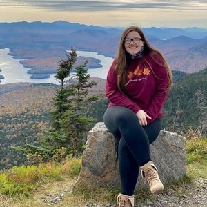 Meet your Posher, Molly